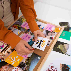 percetakan bandung, percetakan di bandung, cetak buku bandung, cetak brosur bandung, percetakan online bandung, percetakan murah bandung, cetak kalender bandung. Cetak Stiker Bandung Solusi Cetak Berkualitas untuk Kebutuhan Promosi dan Identitas Bisnis