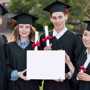 percetakan bandung, percetakan di bandung, cetak buku bandung, cetak brosur bandung, percetakan online bandung, percetakan murah bandung, cetak kalender bandung. Cetak Banner Wisuda Bandung Solusi Praktis untuk Momen Istimewa