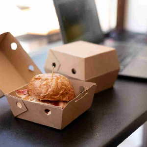 percetakan bandung, percetakan di bandung, cetak buku bandung, cetak brosur bandung, percetakan online bandung, percetakan murah bandung, cetak kalender bandung. Percetakan Box Makanan Solusi Kemasan Berkualitas untuk Bisnis Kuliner Modern