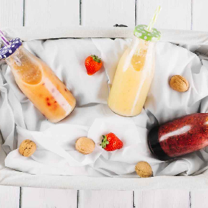 percetakan bandung, percetakan di bandung, cetak buku bandung, cetak brosur bandung, percetakan online bandung, percetakan murah bandung, cetak kalender bandung. Jus Buah Kemasan Cup Solusi Minuman Praktis dan Menarik untuk Bisnis