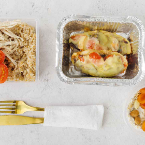 percetakan bandung, percetakan di bandung, cetak buku bandung, cetak brosur bandung, percetakan online bandung, percetakan murah bandung, cetak kalender bandung. Kemasan Makanan dari Mika Pilihan Praktis untuk Bisnis Kuliner