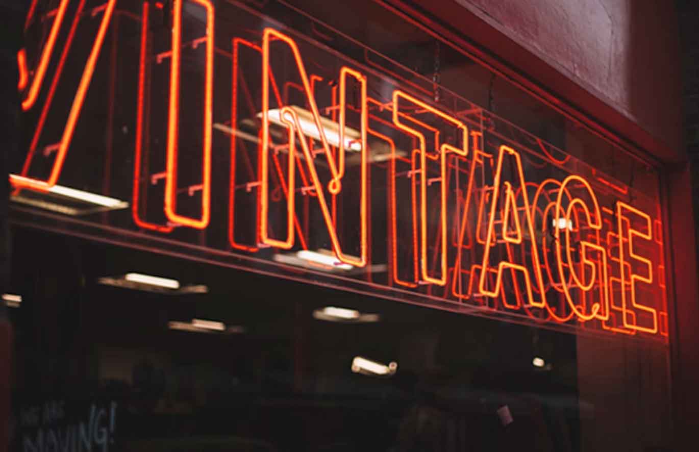 percetakan bandung Jenis-jenis Papan Tanda Neonbox Bandung dalam Periklanan Modern Papan tanda neonbox Bandung merupakan salah satu bentuk signage yang semakin populer dalam dunia periklanan modern saat ini.