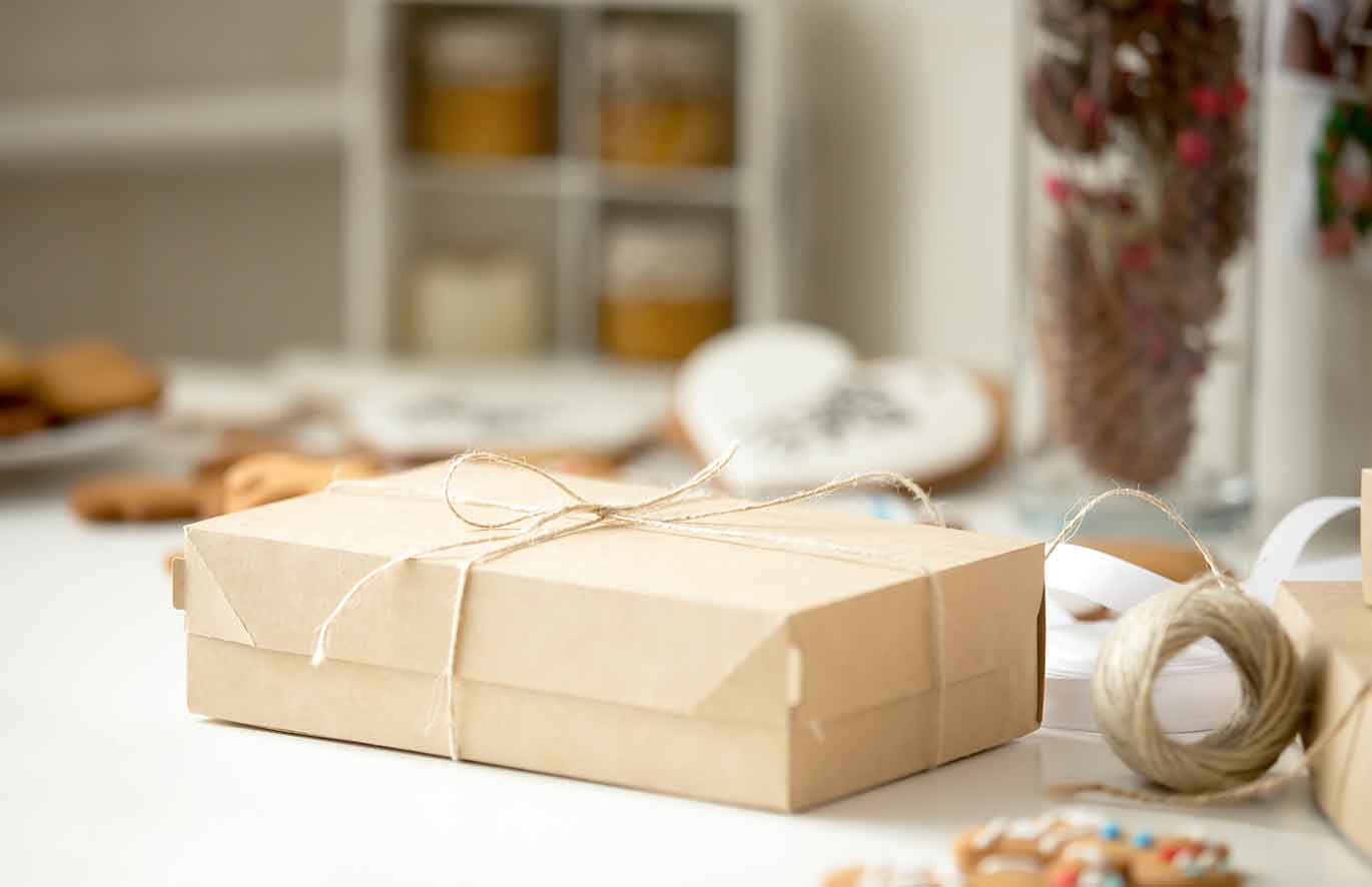 percetakan bandung Box Hampers Bandung Lebih dari Sekedar Tanda Sayang Setiap mendekati hari raya keagamaan banyak orang saling berkirim paket untuk meningkatkan rasa kasih sayang dengan sesamanya, sehingga sebaiknya mengetahui box hampers Bandung.