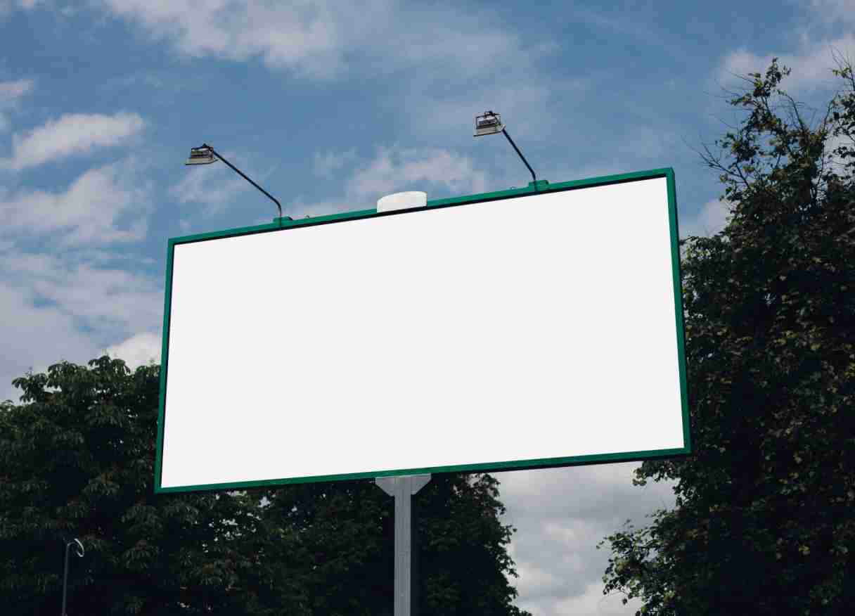 percetakan bandung Ini Dia Kelebihan Billboard Electronic Dibanding Billboard Konvensional Kini ada banyak jenis media promosi, salah satunya billboard electronic yang memiliki banyak kelebihan dibanding jenis billboard konvensional. Fungsi utamanya memang sama