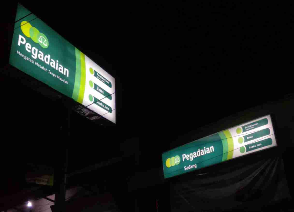 percetakan bandung Sebelum Produksi Neon Box, Perhatikan Tips Agar Neon Box Menarik Pelanggan Pemilihan konsep saat akan produksi neon box tidak boleh dilakukan secara sembarangan tanpa memerhatikan branding dari produk atau perusahaan Anda. Ada beberapa hal detail yang terkadang