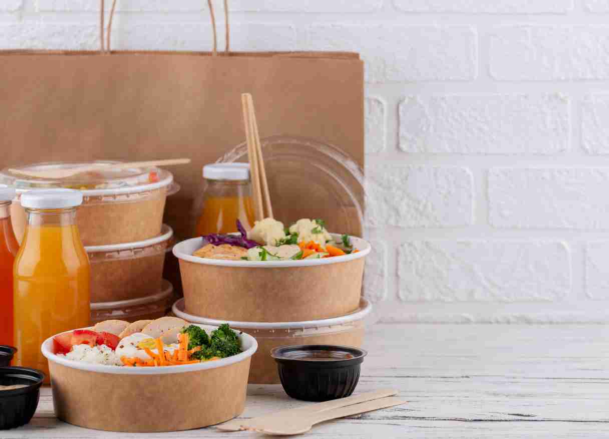 percetakan bandung Cetak Box Makanan Jakarta Solusi Kemasan Berkualitas untuk Bisnis Kuliner Anda Salah satu faktor yang dapat memberikan nilai tambah pada produk kuliner adalah kemasan yang menarik dan fungsional. Oleh karena itu, layanan cetak box makanan Jakarta menjadi solusi penting bagi