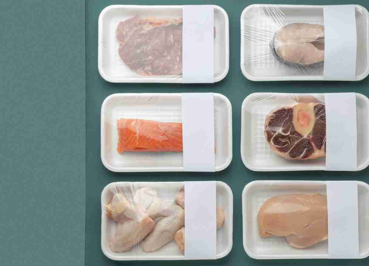 percetakan bandung Kemasan Makanan Basah Bandung Solusi Tepat untuk Produk Kuliner Berkualitas Dari makanan ringan hingga makanan berat, hampir setiap sudut kota ini menawarkan cita rasa khas yang menggoda. Namun, di balik kesuksesan industri kuliner Bandung, ada satu elemen penting yang sering menjadi faktor penentu daya tarik produk: kemasan makanan basah Bandung