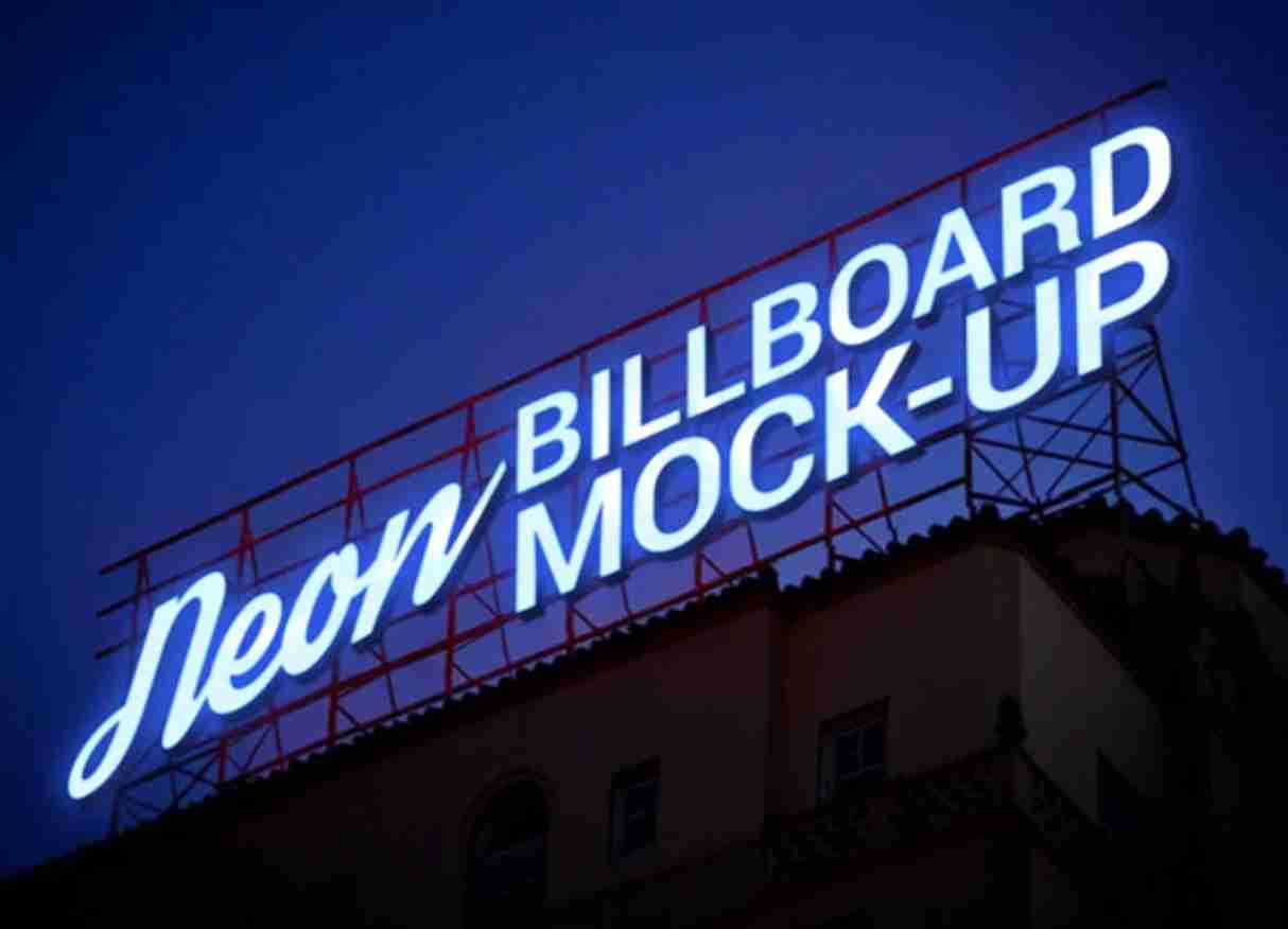 Neon billboard menjadi salah satu pilihan iklan yang semakin populer berkat desainnya yang mencolok dan mampu menarik perhatian dari jarak jauh. Dengan pencahayaan neon yang terang