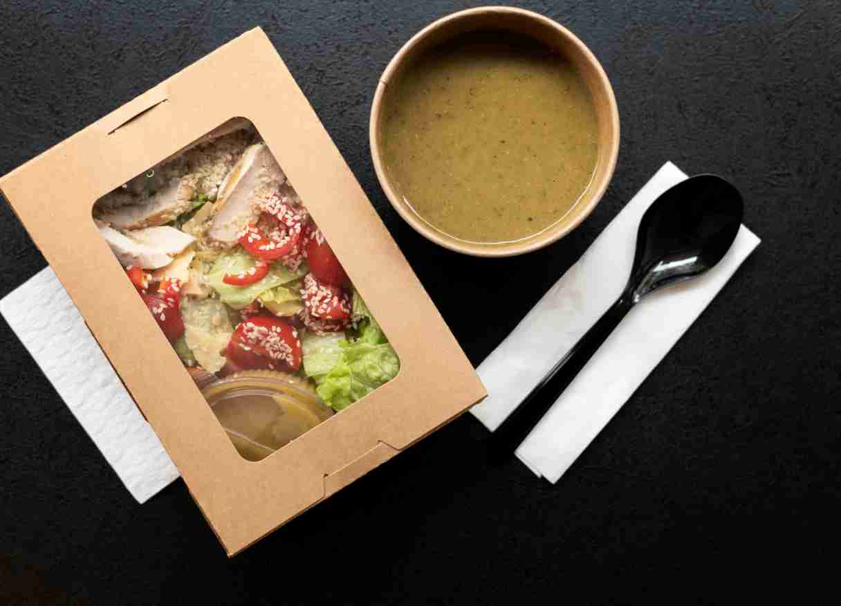 Salah satu tren kuliner yang terus berkembang adalah bakso kemasan Bandung — sebuah konsep yang menggabungkan kelezatan bakso khas dengan kemudahan penyajian di mana saja dan kapan saja
