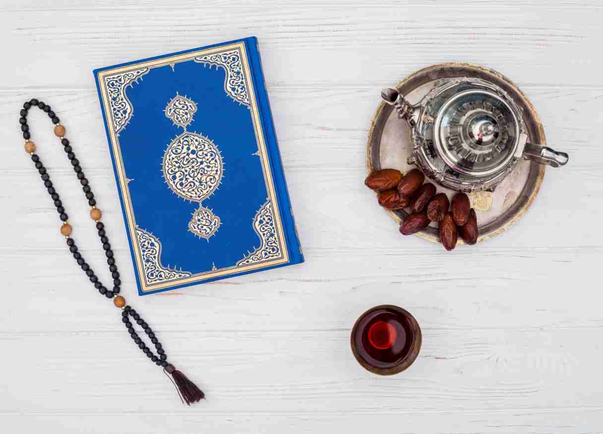 Karena fungsinya yang begitu vital, banyak orang mencari layanan cetak buku Yasin di Bandung yang berkualitas, cepat, dan terjangkau.
Bandung sebagai kota besar dengan perkembangan industri percetakan yang pesat menyediakan banyak pilihan jasa cetak buku Yasin