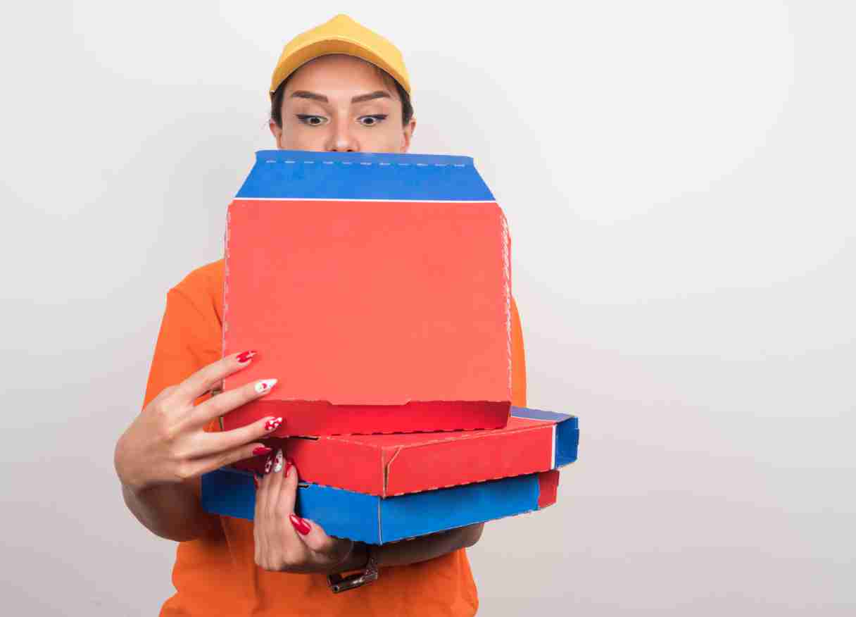 Tidak heran jika banyak pelaku usaha kini mencari layanan packaging murah Bandung untuk mendapatkan hasil kemasan berkualitas dengan harga yang tetap terjangkau